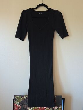 GAP Black Ribbed V-Neck Maxi Dress